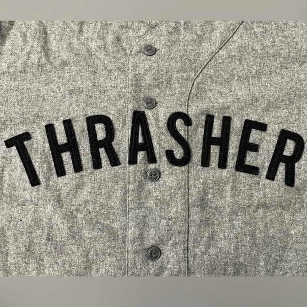 HUF x Thrasher Men’s L, vintage style baseball jersey w/ sewn letters! Like new! - Picture 2 of 5